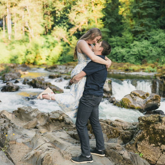 Engagement shoot courtesy of @sunandsparrow
