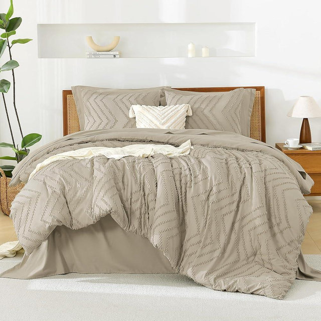 Litanika Light Hazel King Size Comforter Set with Sheets - 7 Pieces Bed in a Bag King Boho Tufted Complete Beddding Sets with Comforter, Sheets, Pillowcases & Shams