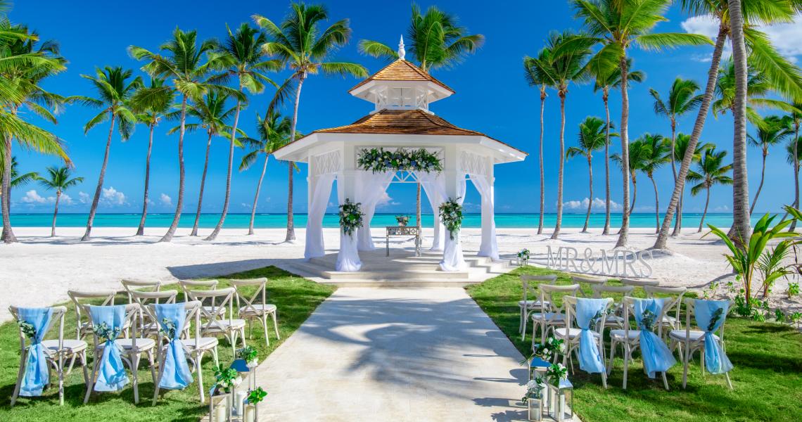 The Wedding Website of Kristi Govind and Pranv Patel