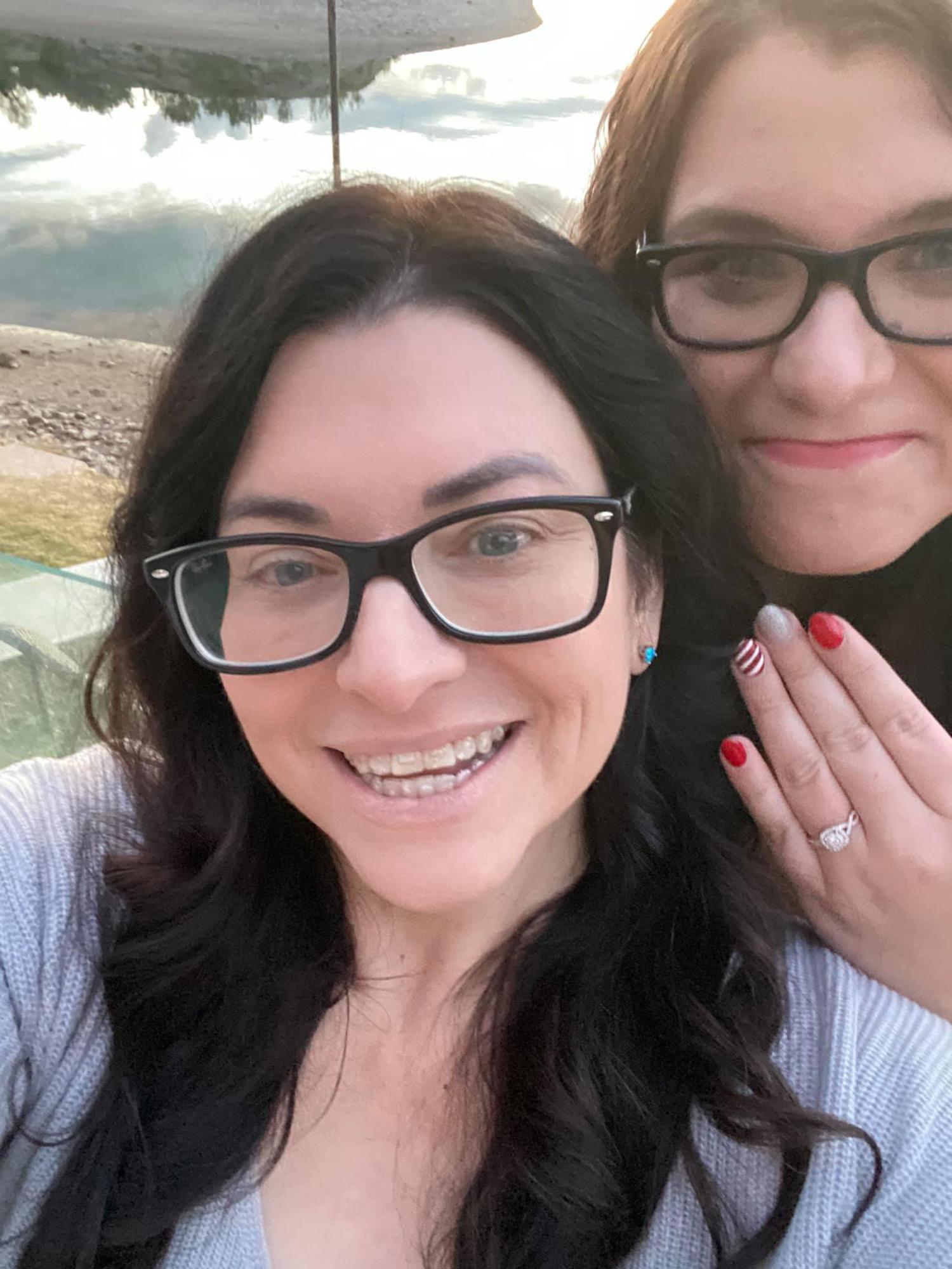 Jenna and Tami (mother of bride)