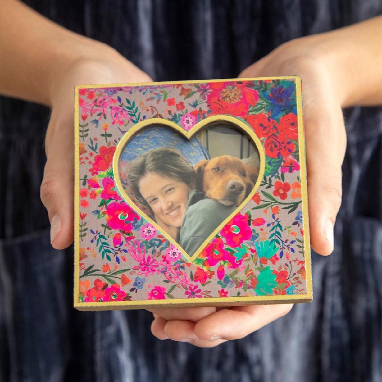 Mini Heart Wooden Picture Frame - Lime Green