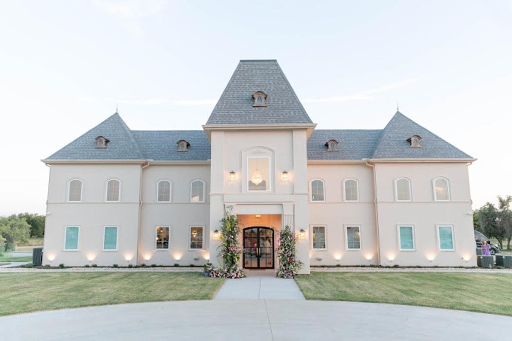 The Wedding Website of Amaka Stone and Nnamdi Nwokedi