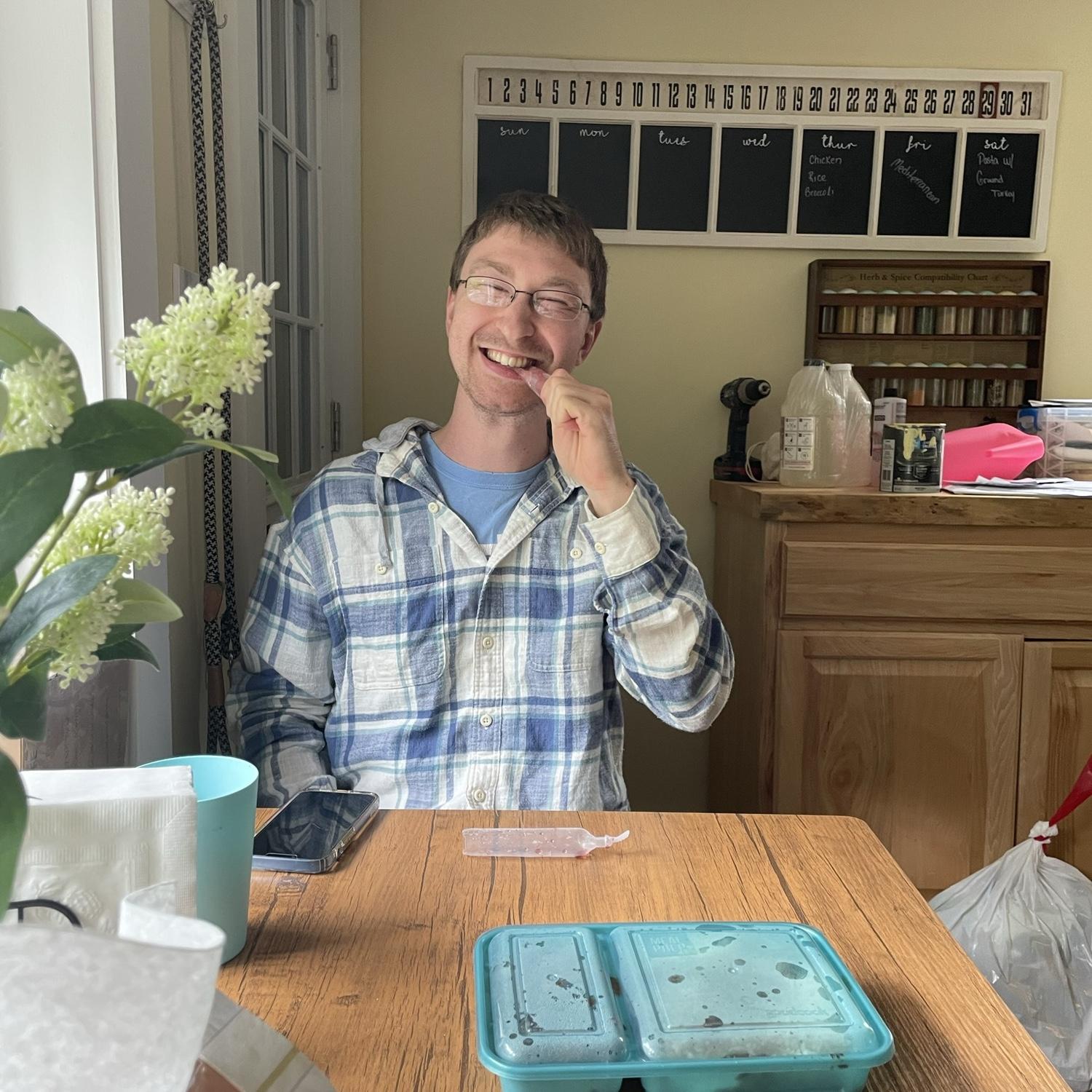 Before we started dating… the first meal Aubrey cooked for Jameson, complete with a freeze pop for dessert and leftovers to go!