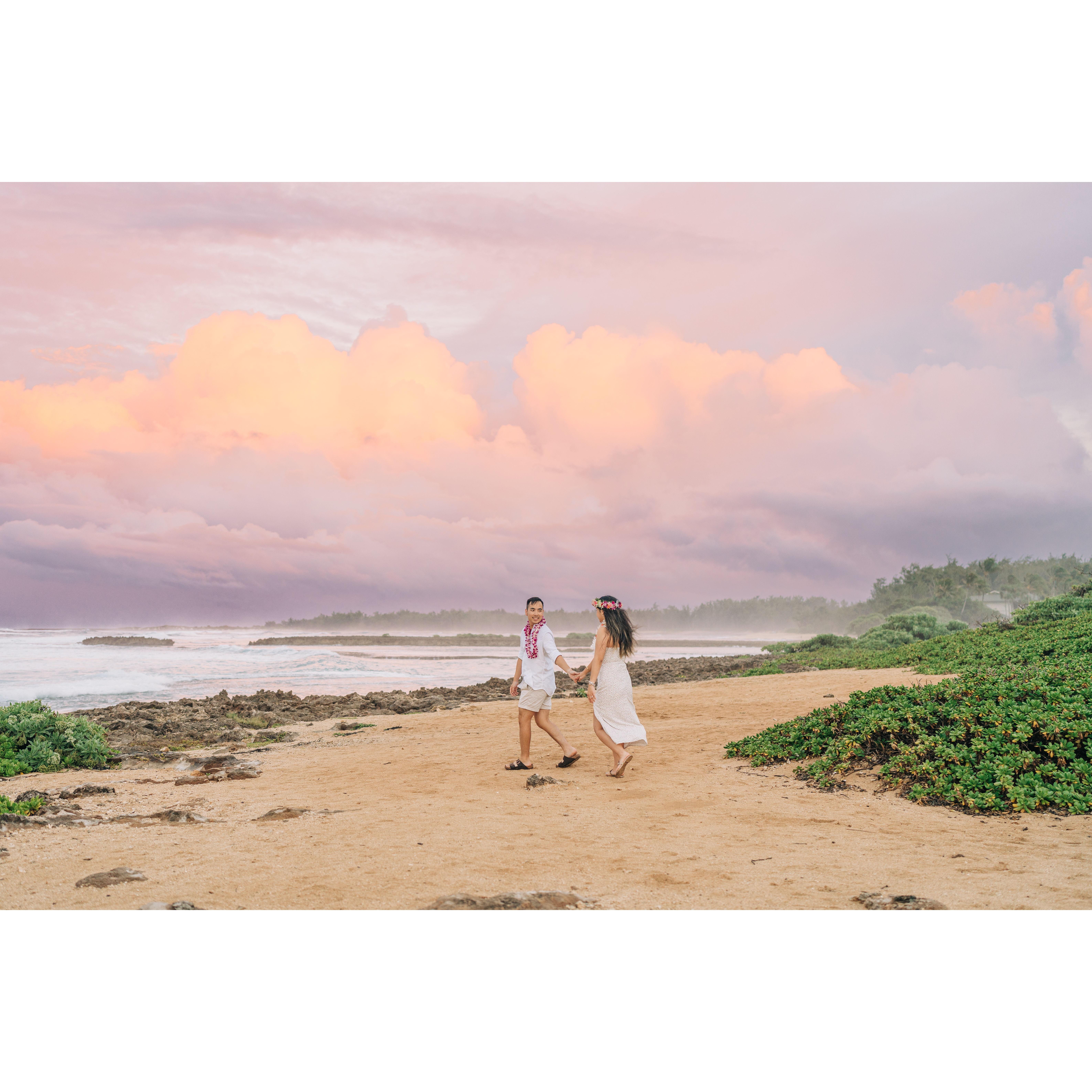 Al surprised me by hiring a photographer that captured the surprise proposal, and then we were able to do a engagement shoot in Hawaii!
