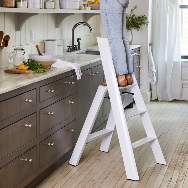 Hasegawa Lucano Lightweight Japanese Step Ladder - 2 Step in White