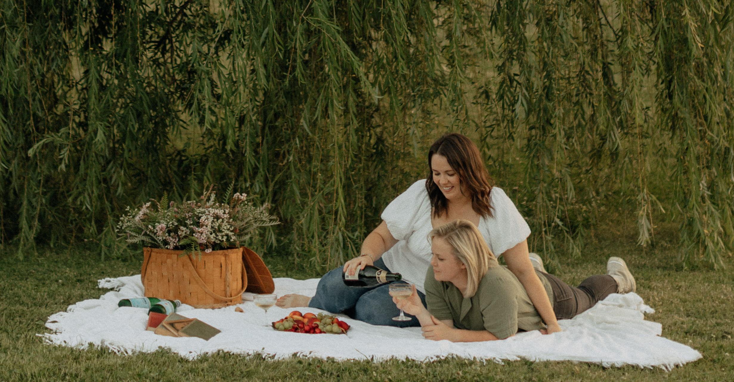 The Wedding Website of Kristen Milburn and Sydney Tomlinson