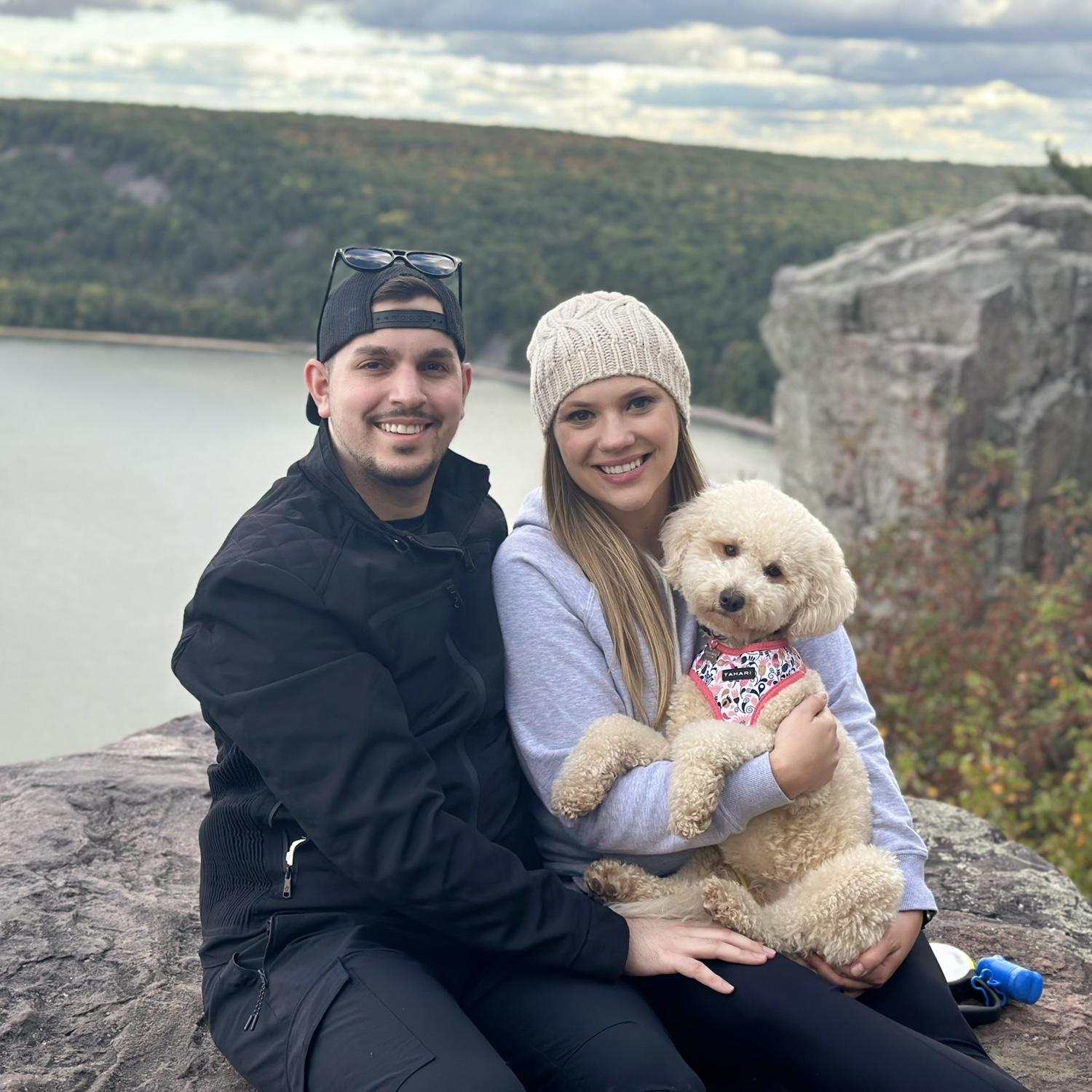 Hiking at Devils Lake