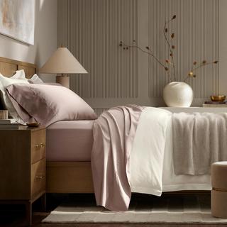 Signature Hemmed 4-Piece Organic Cotton Sheet Set