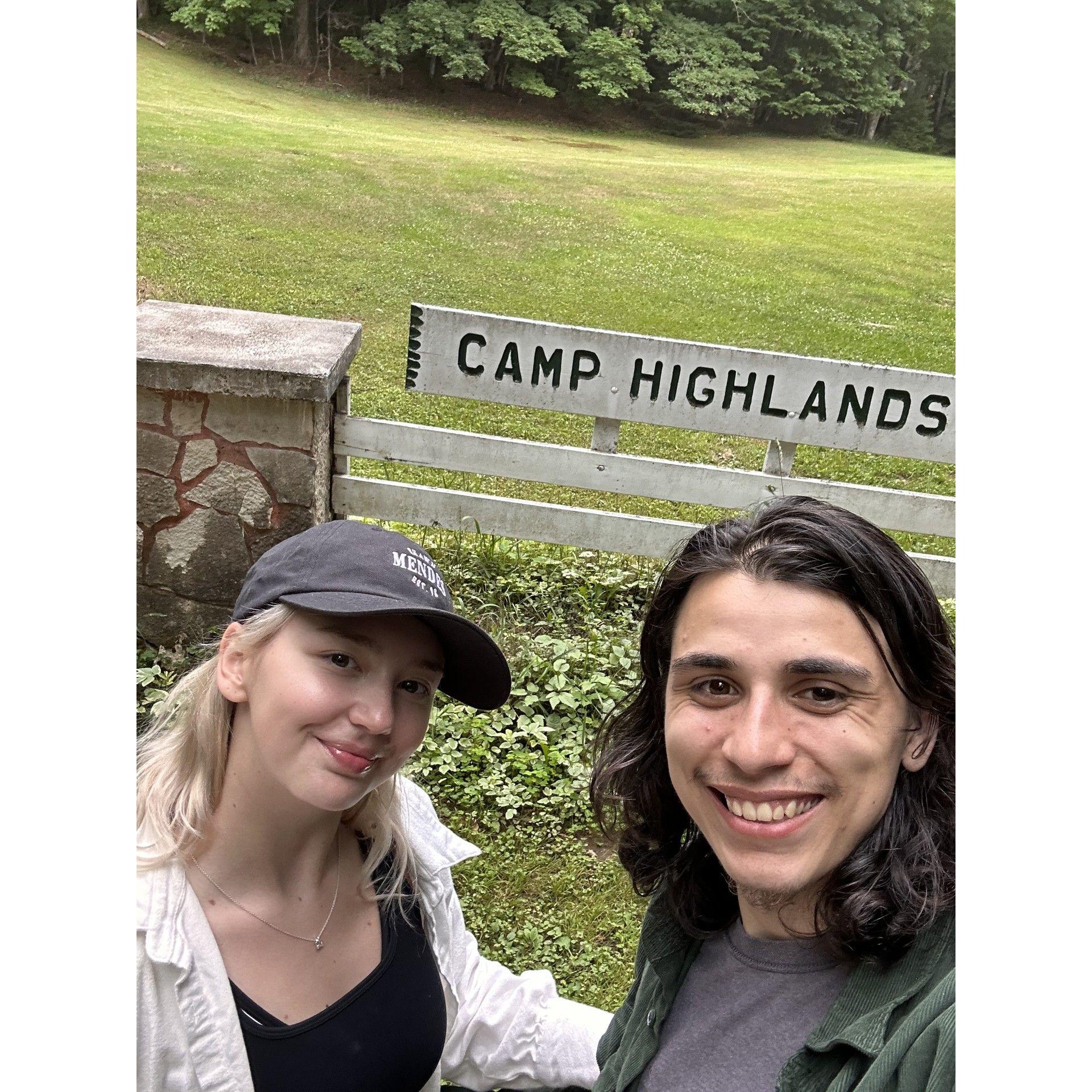 Drake took Ana to meet his family in Wisconsin and visit Camp Highlands.