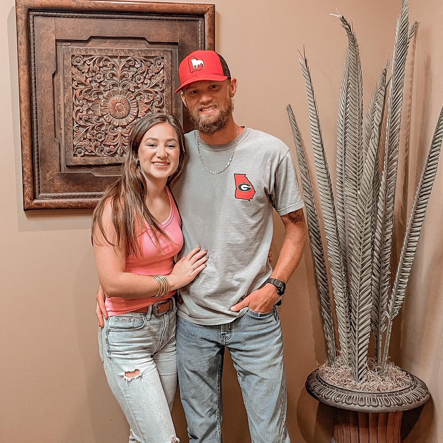 The day Alexis and Dlyen bought their first house in 2022