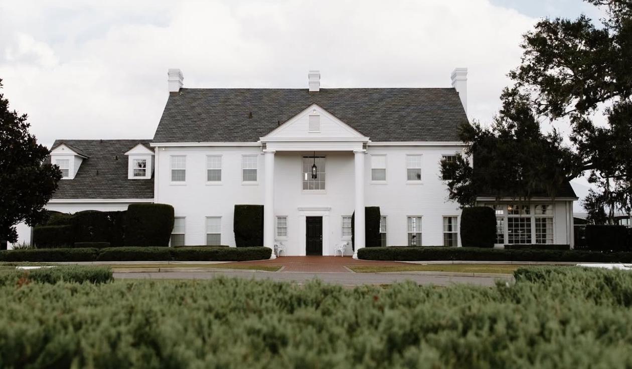 The Wedding Website of Elsa Cruz and George Collier