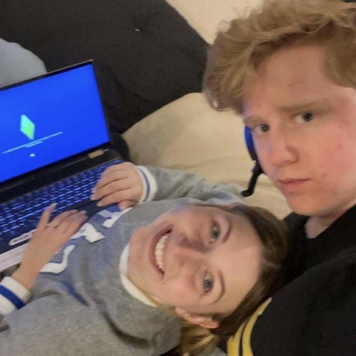 2022: couples that game together stay together