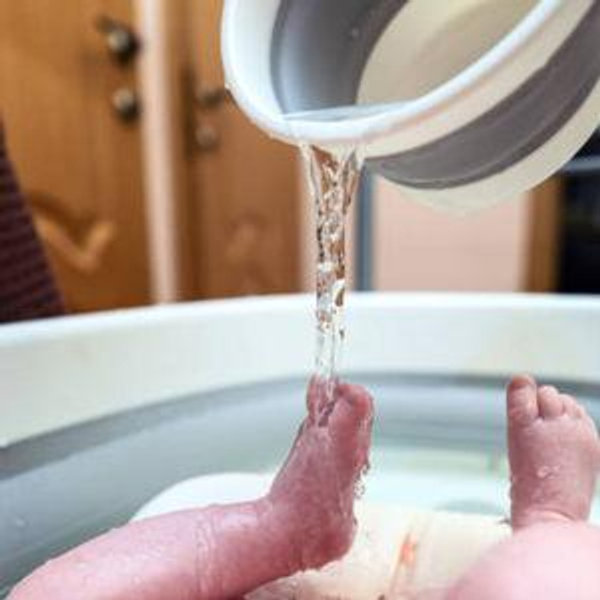 Baby bathtub