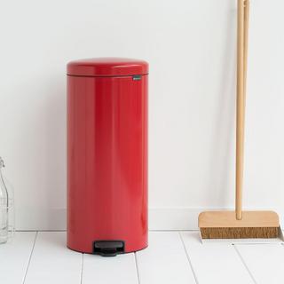 NewIcon 30-Liter Step Can