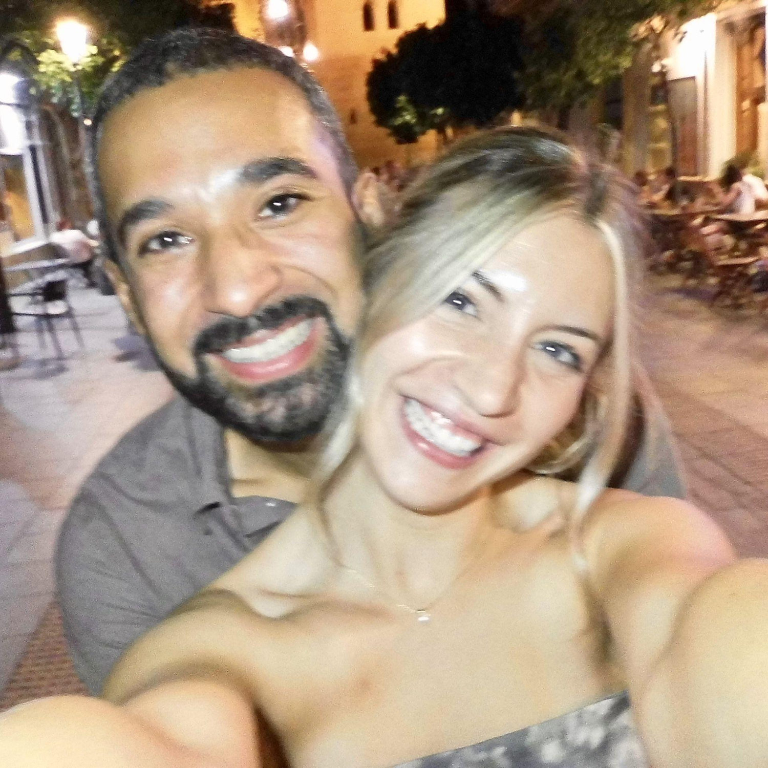 Wandering the streets of Sevilla.