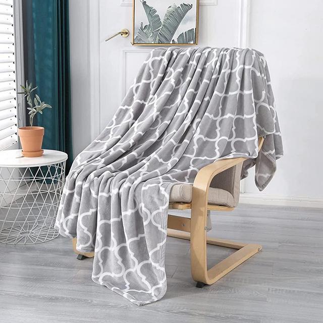 Smile Bee Flannel Fleece Blanket, Super Soft Cozy Plush Blanket, Lightweight Microfiber Throw Blankets for Couch Sofa Bed, Moroccan, Throw Size (50x60 inches, Grey)