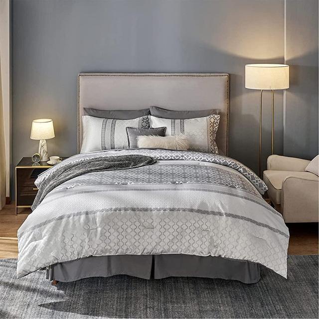 Bedsure Queen Size Bedding Set - 8 Piece Hotel Style Queen Bed in a Bag Comforter Set with Sheets, Soft Textured Queen Bedding Comforter Set, Luxurious Grey Bedding Set