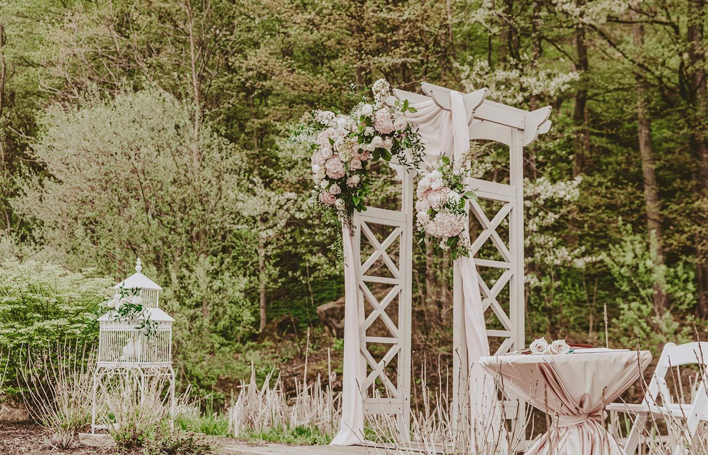 The Wedding Website of Heather Holliday and Martin Buktaw