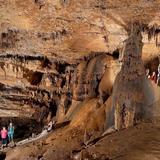 Marengo Cave U.S. National Landmark/Marengo Cave: Monumento Nacional de los Estados Unidos
