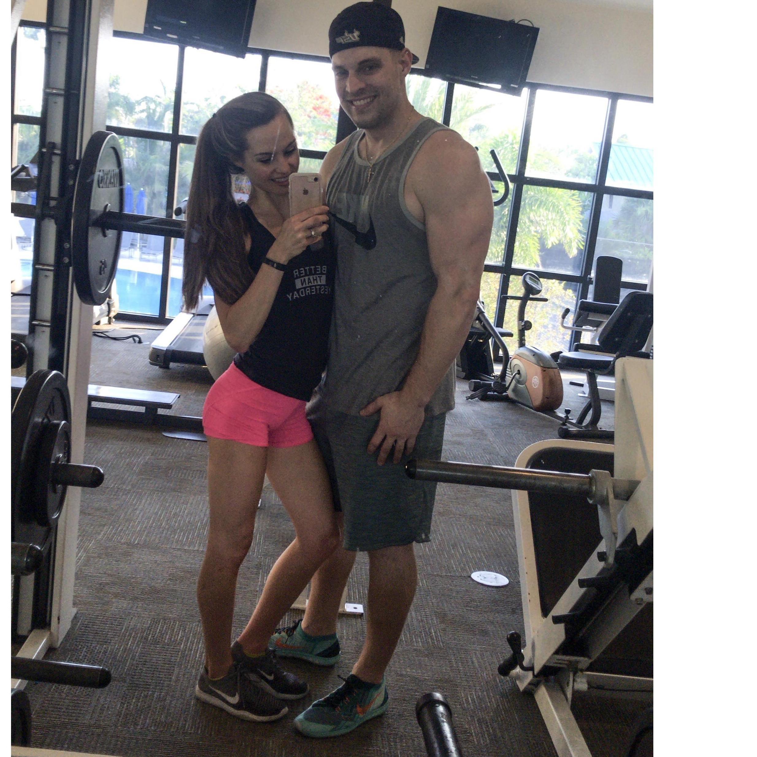 Swole-mates