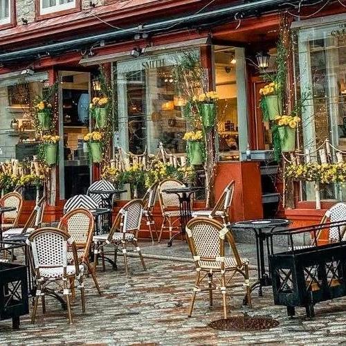 Dinner in Quebec!