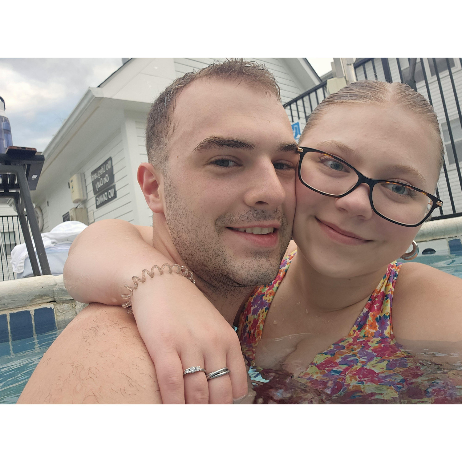Selfie in the hottub at our apartment in Pittsburgh