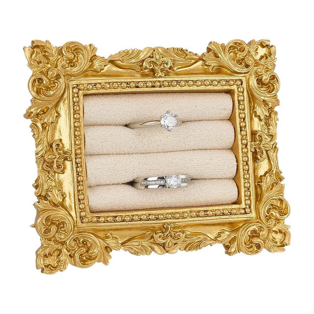 FINGERINSPIRE Vintage Ring Holder 4x3.2x0.9inch Rectangle Jewelry Rings Display Frame 3 Slots Gold Resin Frame Stand with Antique White Cloth Inside for Ring Jewelry Organizer Photography Supply