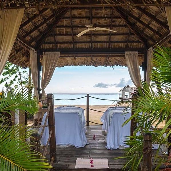 Honeymoon Tropical Paradise Couples Massage