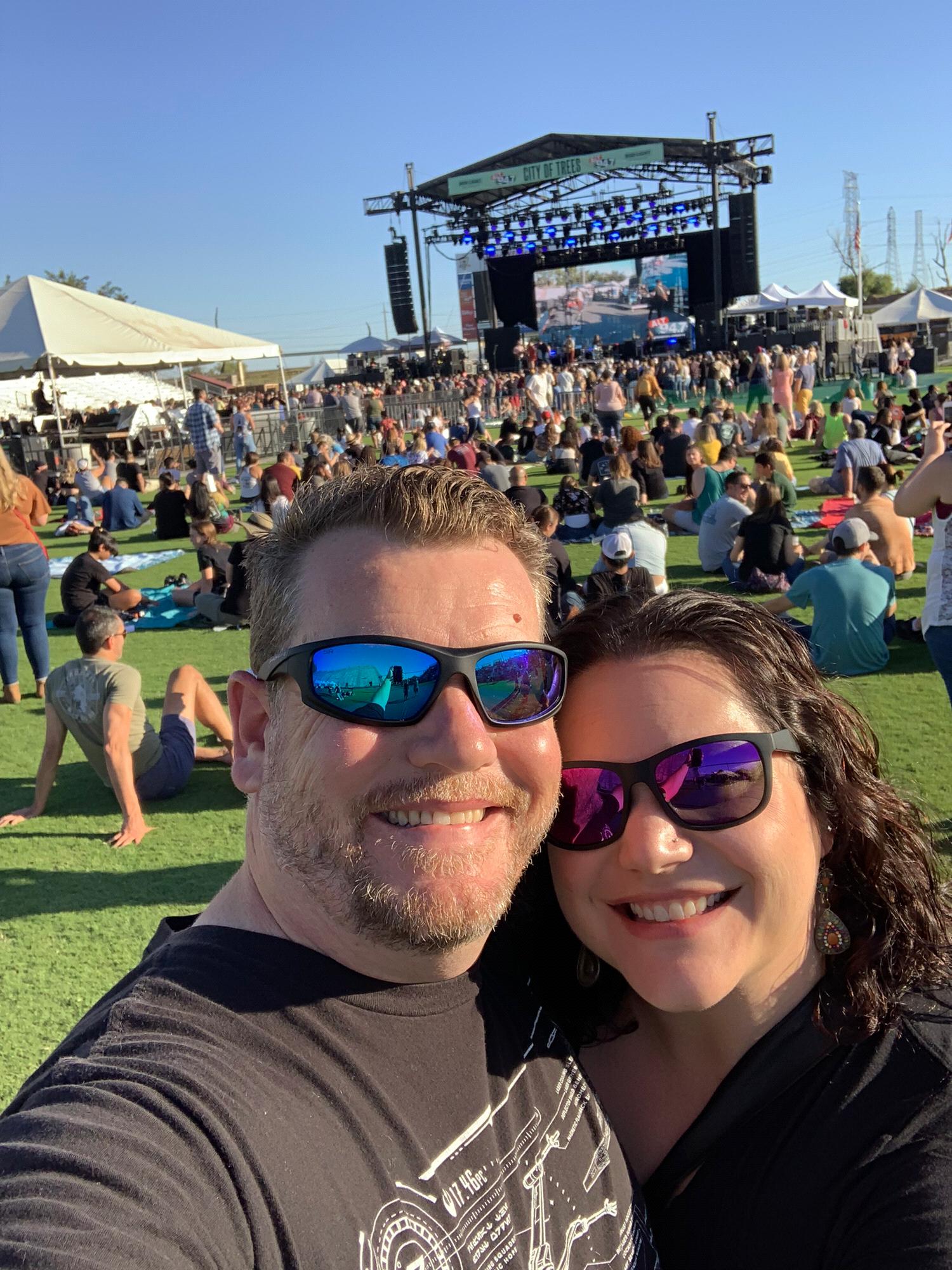 2019: Music festival with Kara.