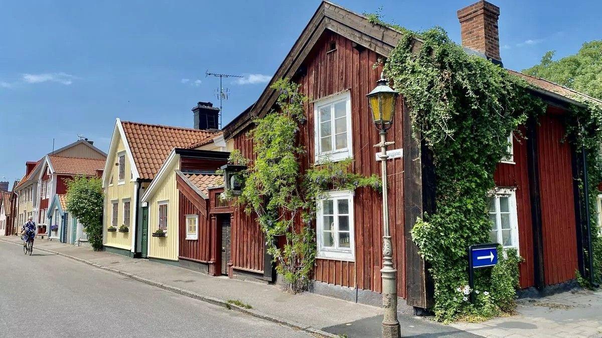 The Wedding Website of Melanie Burnett and Jared Fein