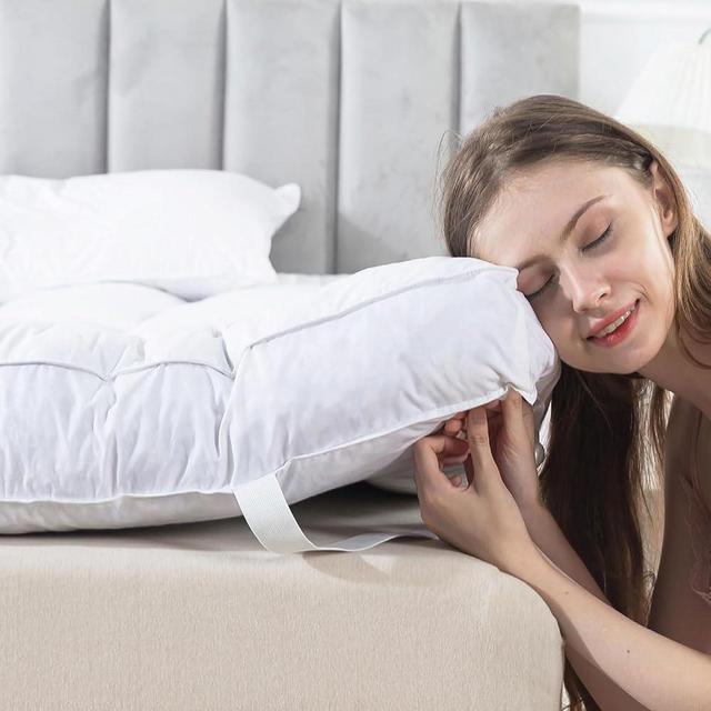 WhatsBedding 5 Inch Feather Bed Mattress Topper, Memory Foam Mattress Topper, Thicked Down Alternative-Lined, White, Queen 60x80