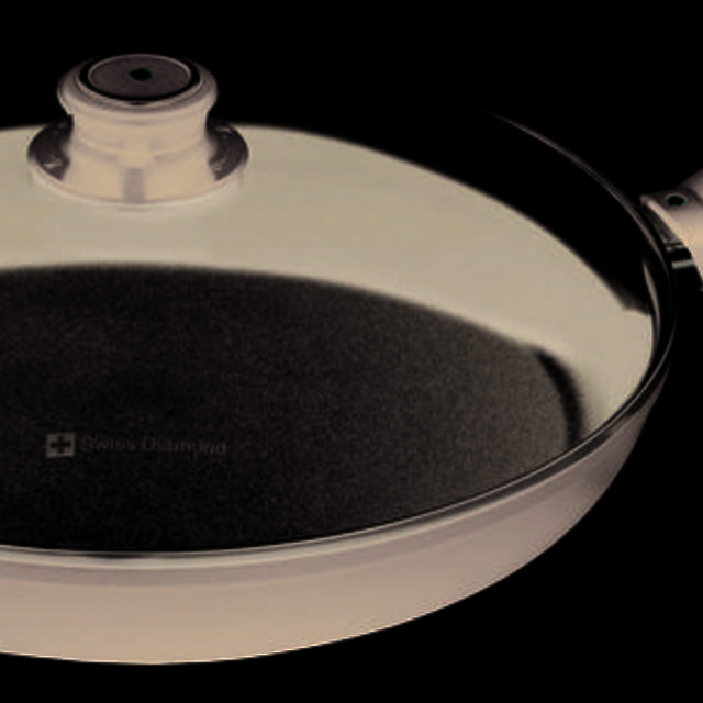 XD Induction Fry Pan with Lid 12.5" (32cm)