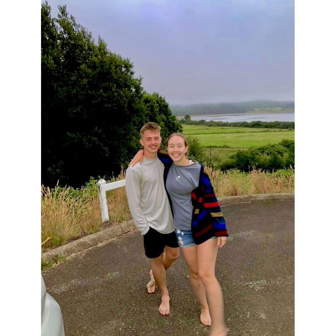 My side of the family took a trip out to Oregon and stayed on the coast, it was Reagan's first time meeting my extended relatives.