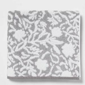 Performance Plus Bath Towel - Threshold™
