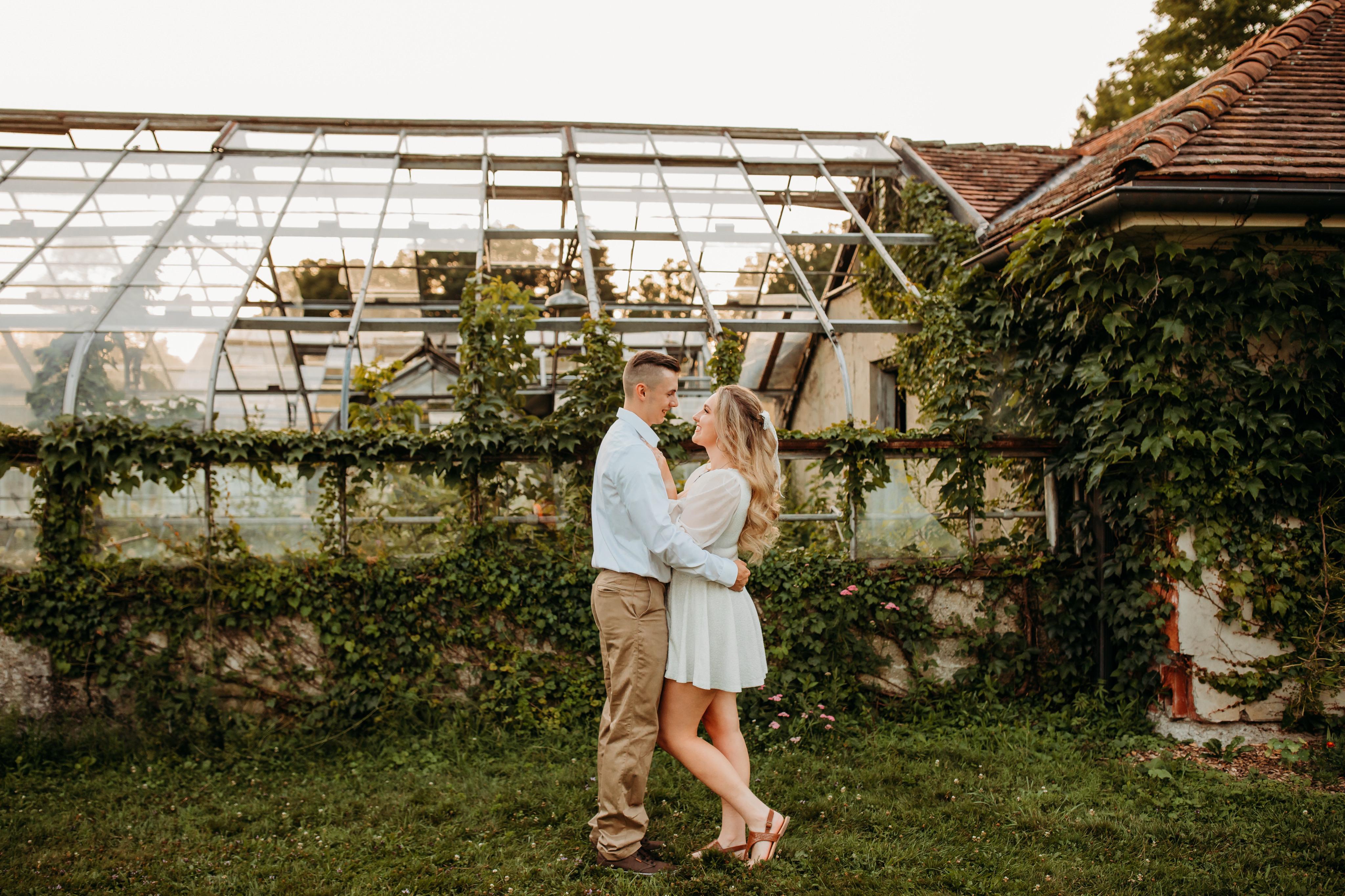 The Wedding Website of Alyssa Jones and Aaron Buck