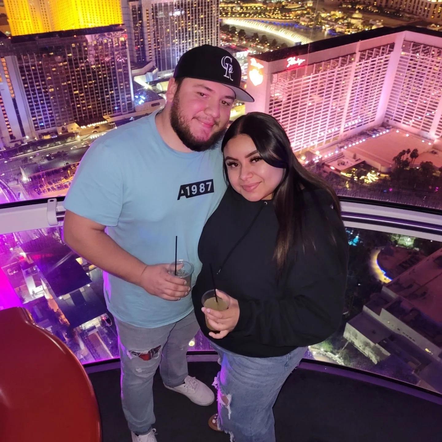 NOVEMBER 18, 2022
Las Vegas para nuestro tercer aniversario 🎰