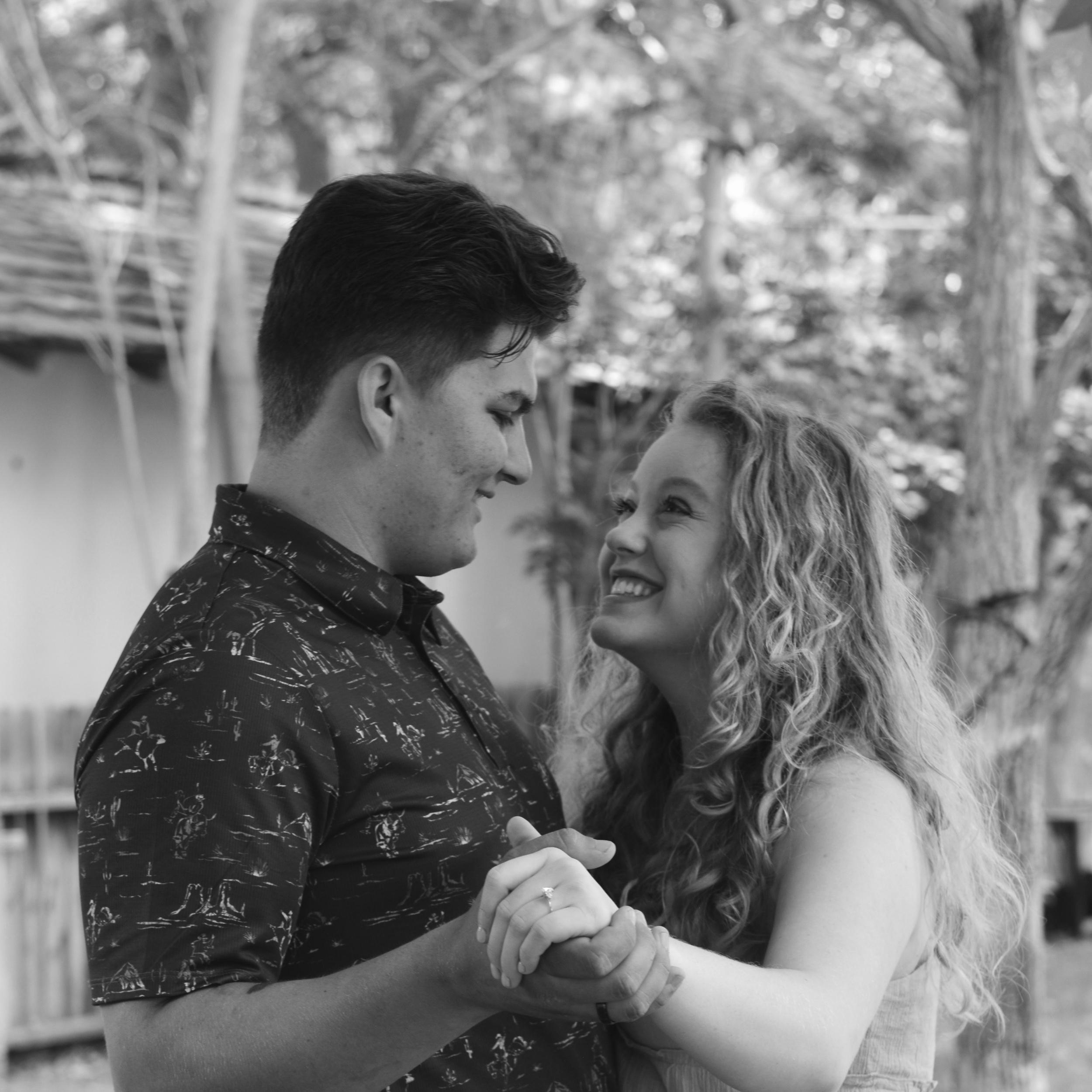 madelyne-bigham-and-peyton-bishop-s-wedding-website