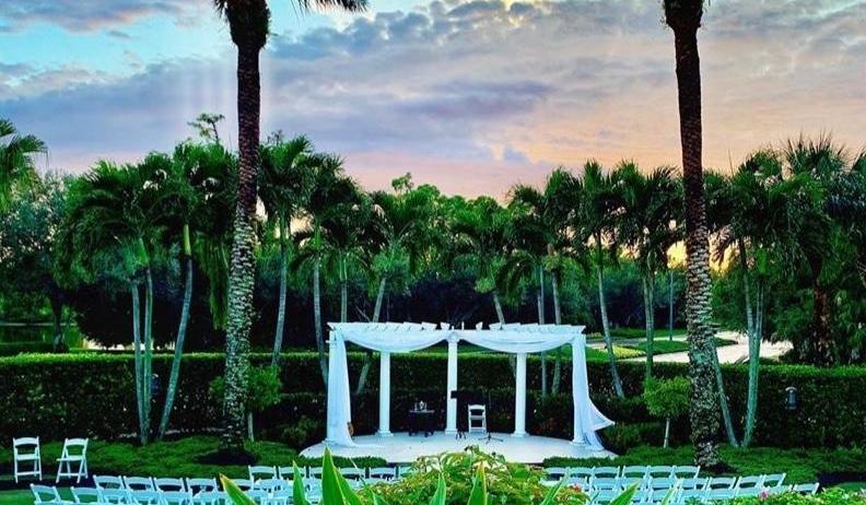 The Wedding Website of Savannah Siems and Zachary Couto