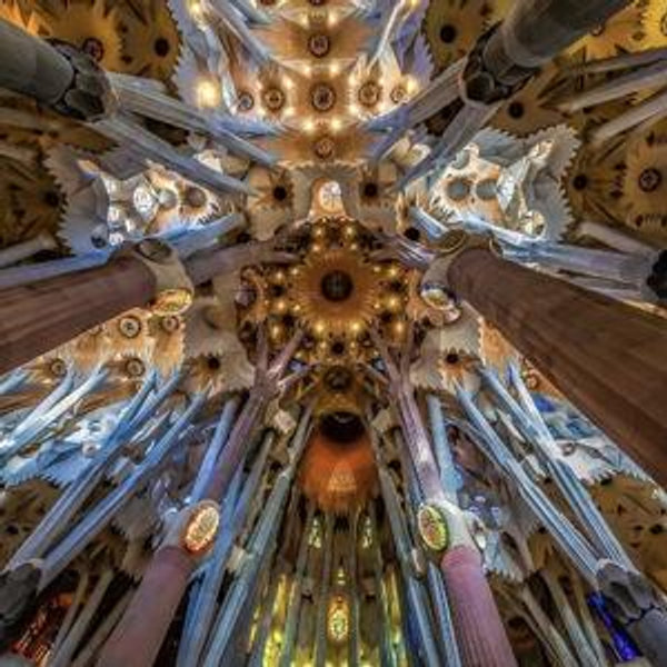 Sagrada Familia guided tour in Spain
