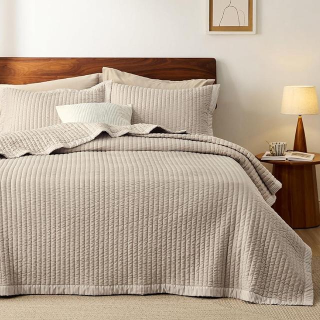 Bedsure Taupe Quilt Queen Size - Lightweight Soft Quilt Bedding Set for All Seasons, Bedspreads & Coverlets, Corduroy Pattern Quilt Set, 3 Pieces, 1 Quilt (90"x96") and 2 Pillow Shams (20"x26"+2")