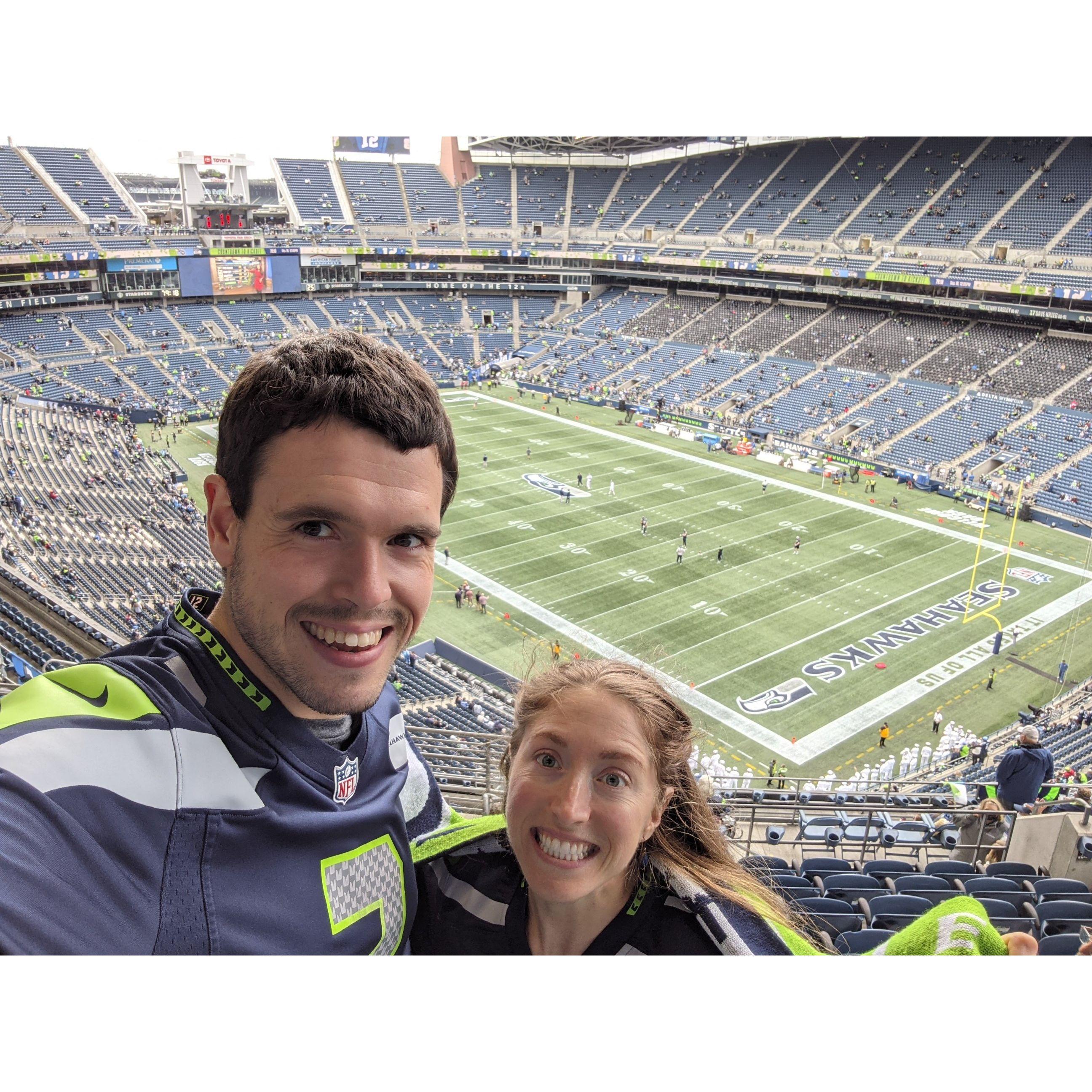 When the Steeler's aren't on the field...Go Hawks!