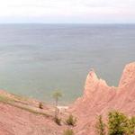 Chimney Bluffs State Park