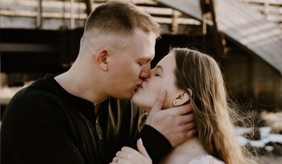 The Wedding Website of Emma Rose Aluni and Tyler James Herberg