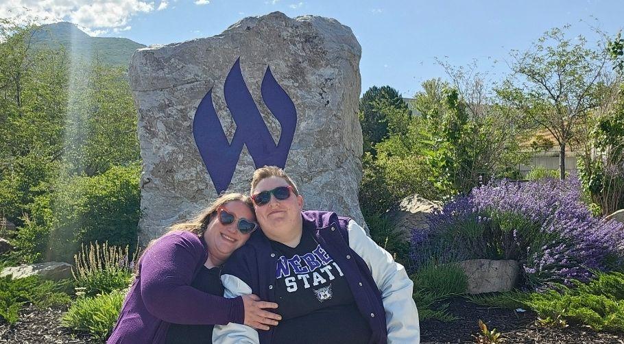 The Wedding Website of Elizabeth "Lisa" Brummett and Lindsay "Lu" Thomas