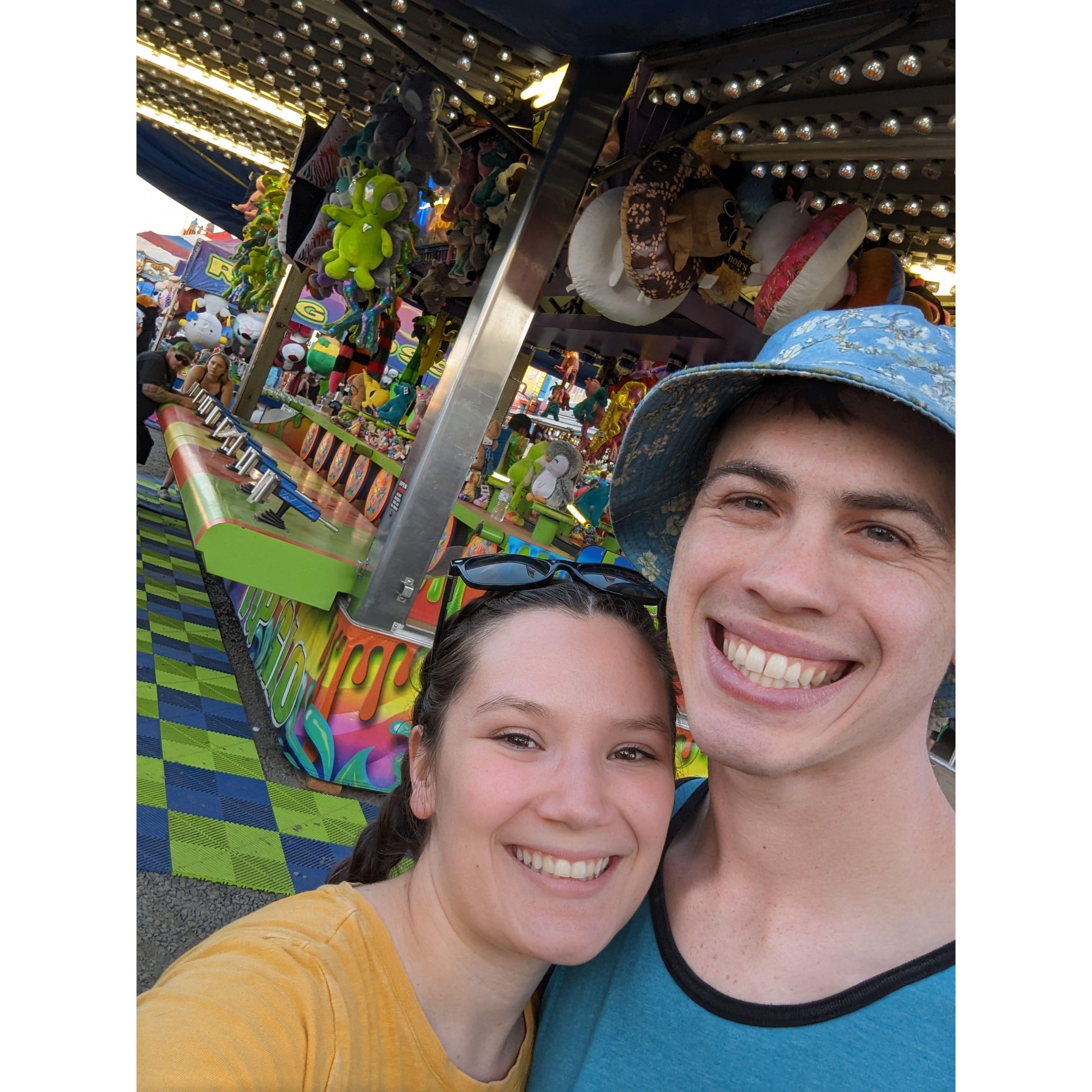 Fun fact: Jeffrey won Hanna two stuffed animals at this fair! <3