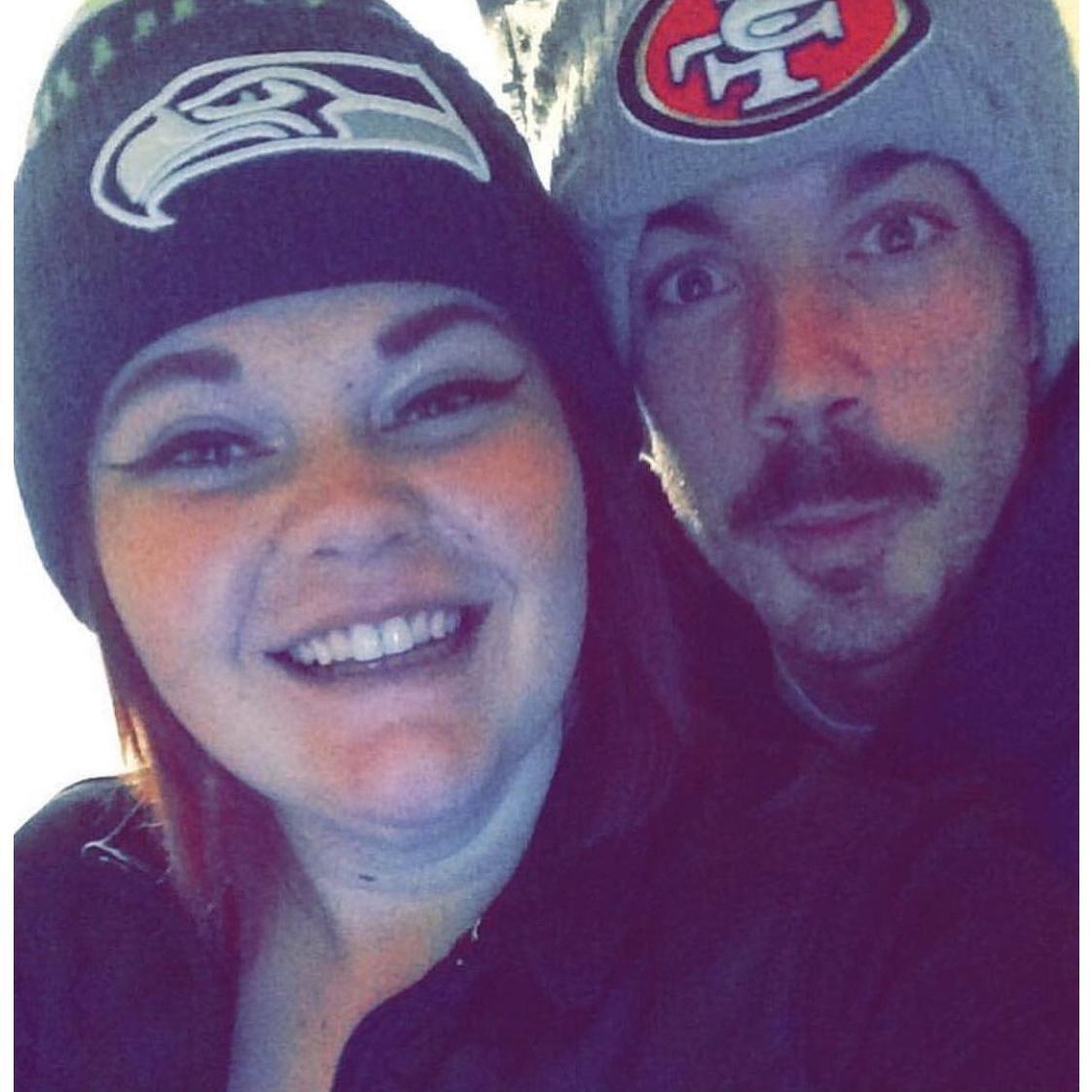 Wearing our team hats 😍😍