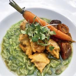 Vegetarian: Grilled Oyster Mushrooms, Creamy Orzo and Seasonal Vegetables