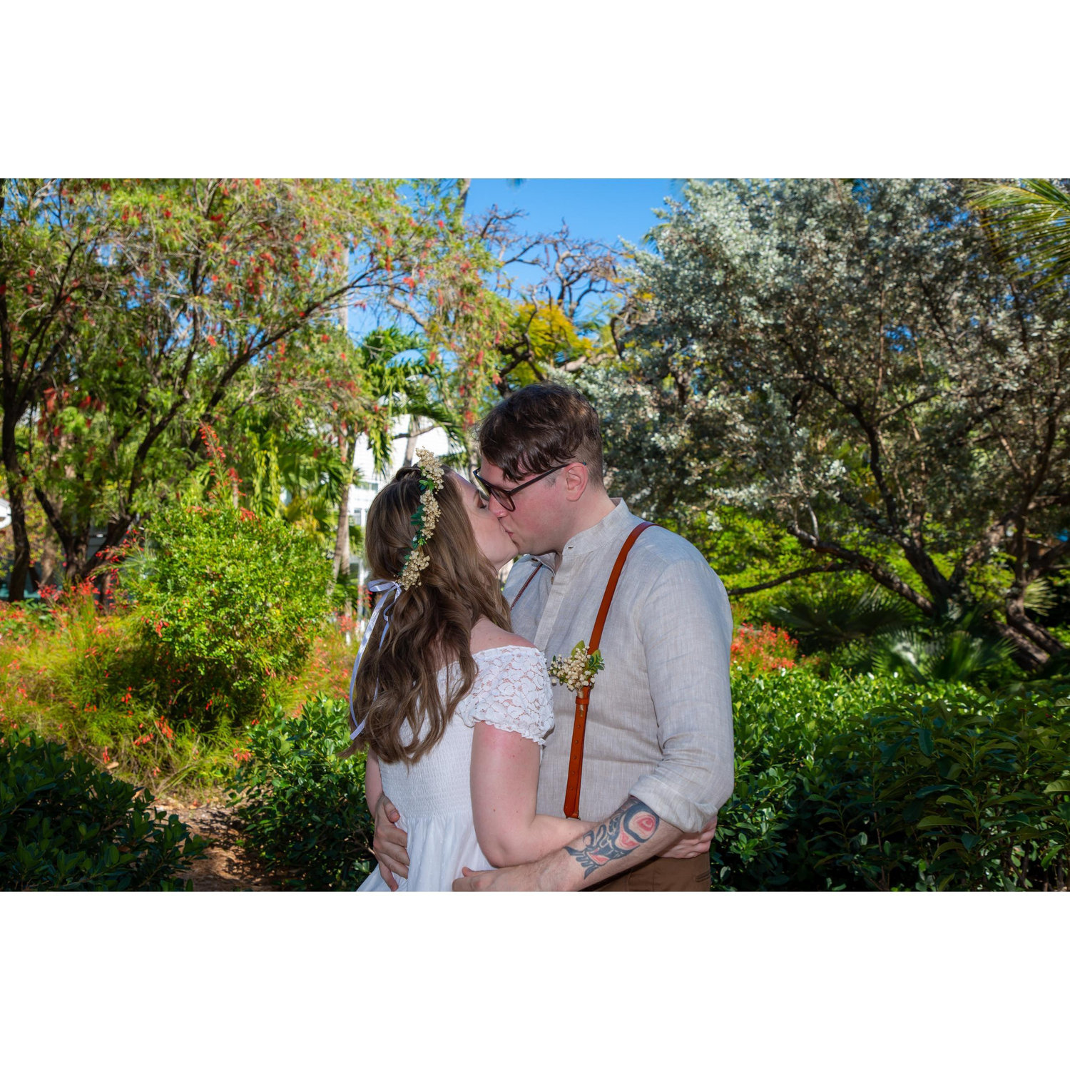 You may now kiss the bride <3