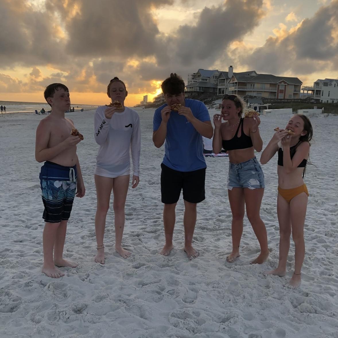 Jackson’s first time meeting Lily’s entire family….on vacation in Florida haha