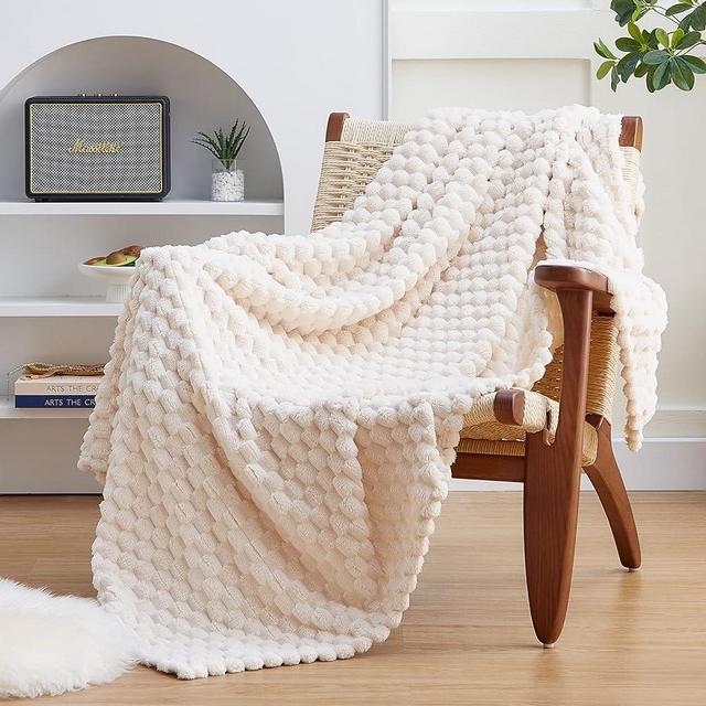 EXQ Home Fleece Blanket Twin Size for Couch or Bed - 3D Imitation Turtle Shell Jacquard Decorative Blankets - Cozy Soft Lightweight Fuzzy Flannel Blanket Suitable for All Seasons(60"×80",Beige)